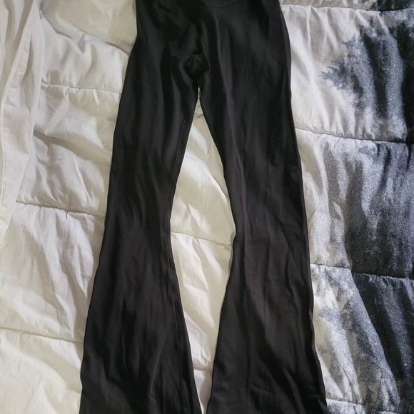 XS, S Black OFFLINE By Aerie Real Me High Waisted Ruched Flare Legging - Picture 5 of 7